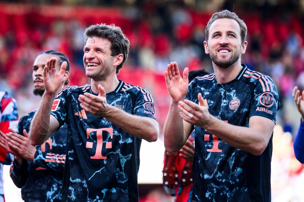 员表现的肯 员表现的肯